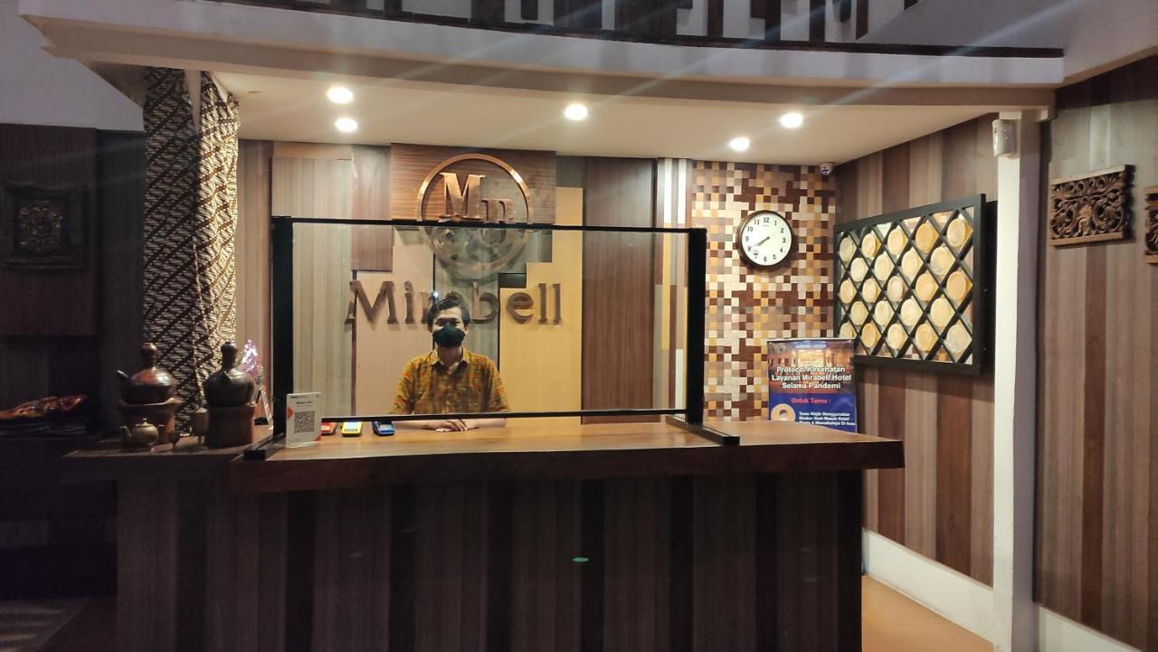 Mirabell Hotel & Convention Hall Маланг Екстериор снимка